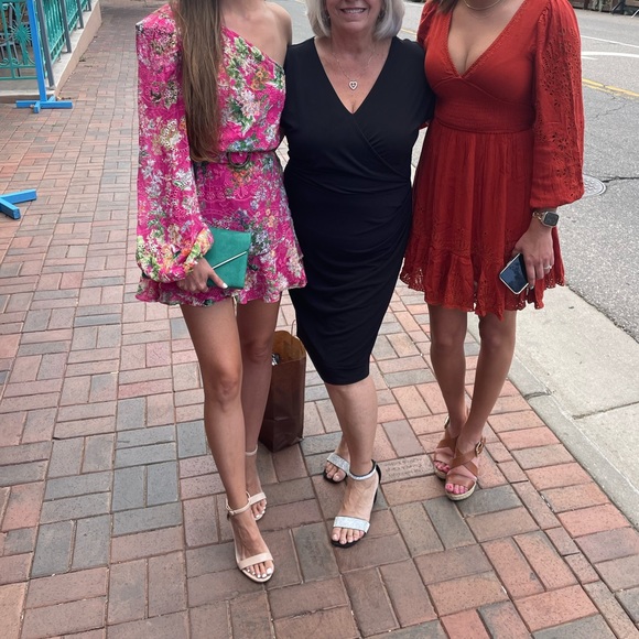 Hemant and Nandita one shoulder dress - Picture 4 of 4